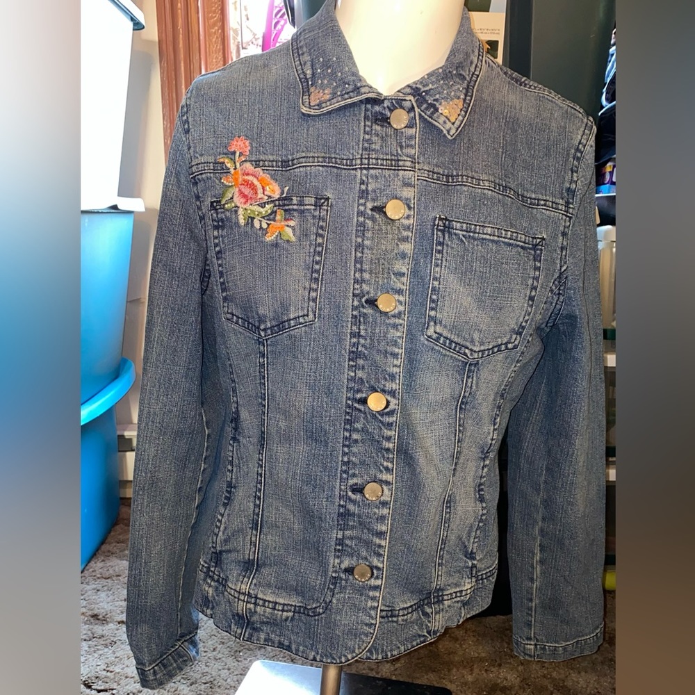 Kickit Large flower embroidered jean jacket women’s